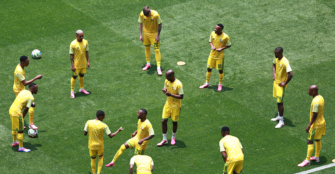 ¿Qué es lo que tanto cantaban los jugadores de Sudáfrica previo al juego inaugural contra México?
