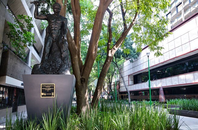 Inauguran el nuevo Tranvía Turístico de la Zona Rosa