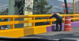 ¿Se acabó la 'ajolotización'? CDMX vuelve a pintar de amarillo los puentes