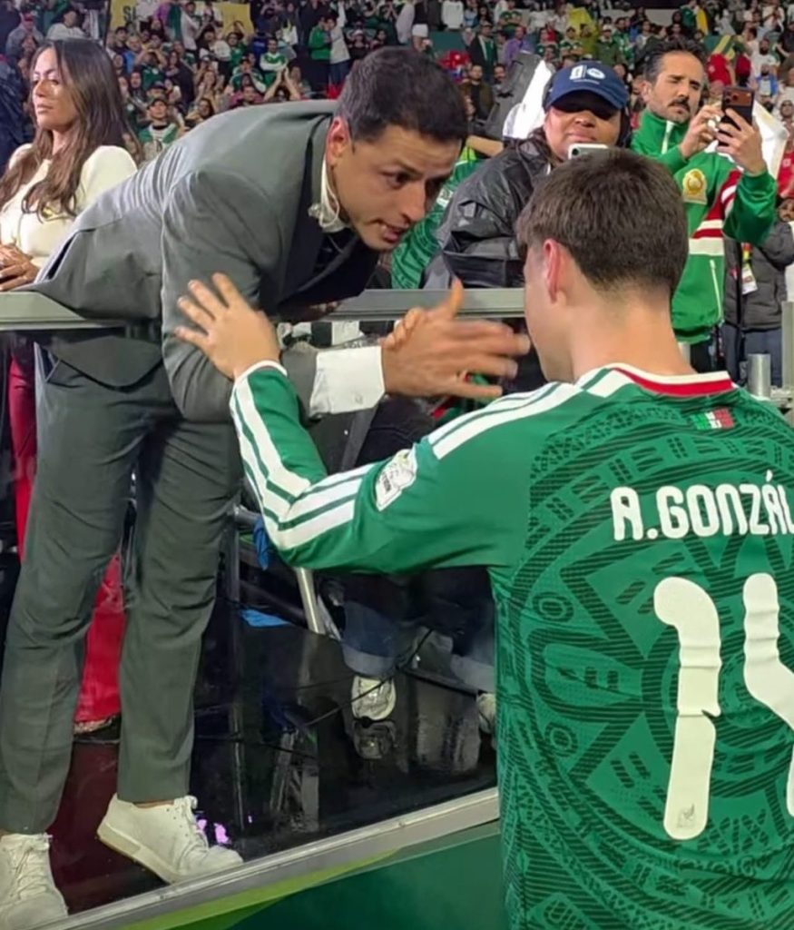 Chicharito y Hormiga