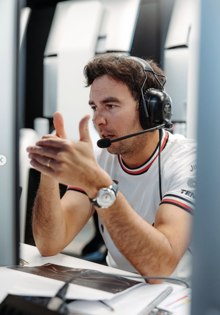 Checo Pérez, piloto de Cadillac