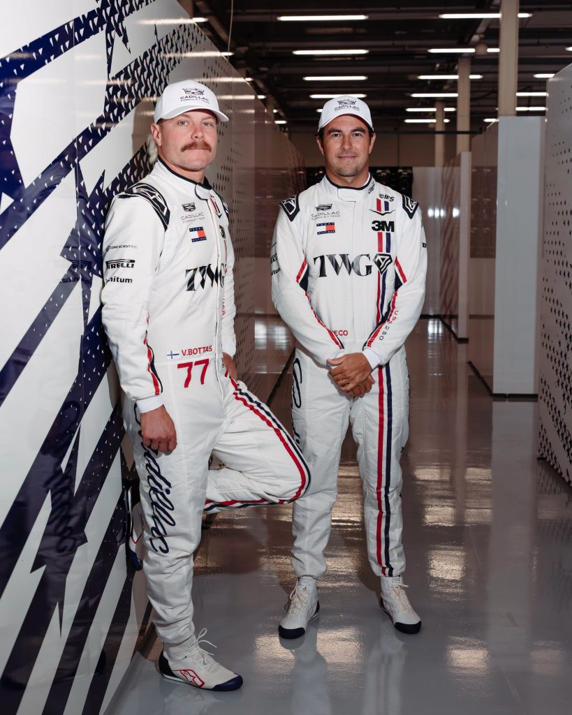 Checo Pérez con Valtteri Bottas