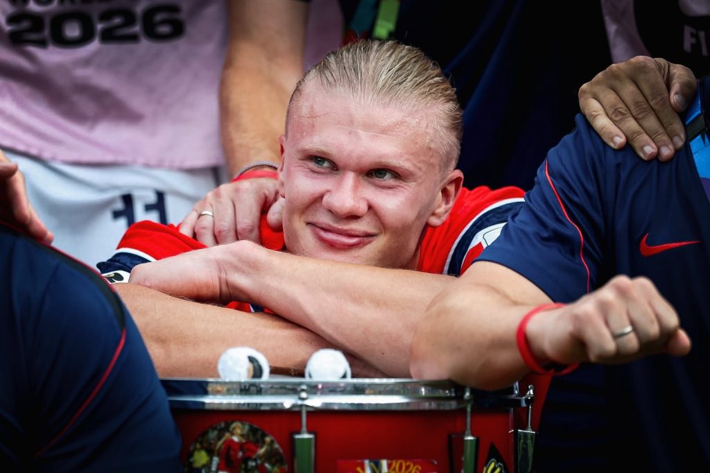 Erling Haaland con Noruega