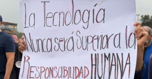 “¡No a los tramposos!”: Así se vivió la marcha para exigir examen presencial en la UNAM