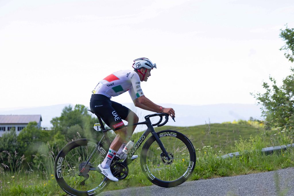 Te decimos dónde ver a Isaac del Toro en el Tour de France