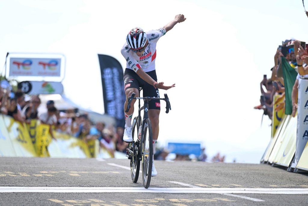 Te decimos dónde ver a Isaac del Toro en el Tour de France
