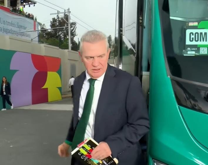 Javier Aguirre y su libro