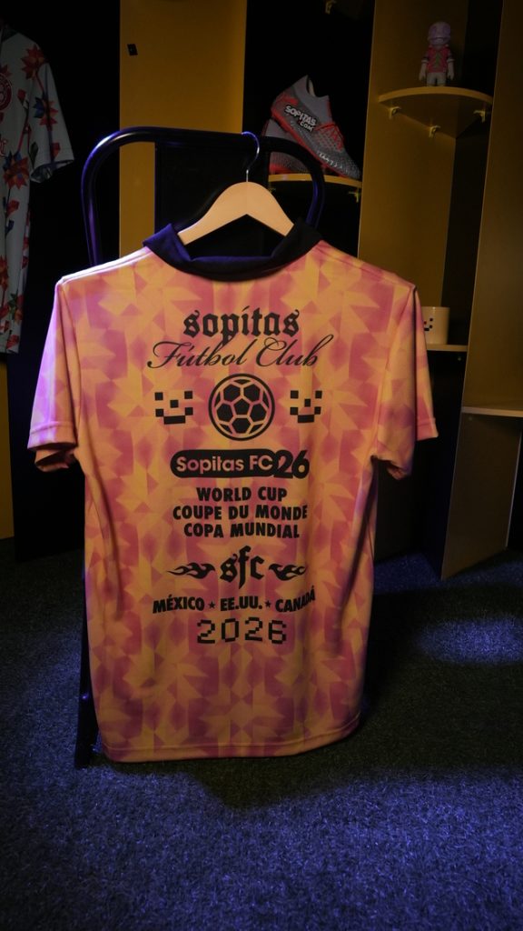 jersey naranja sopitas fc posterior