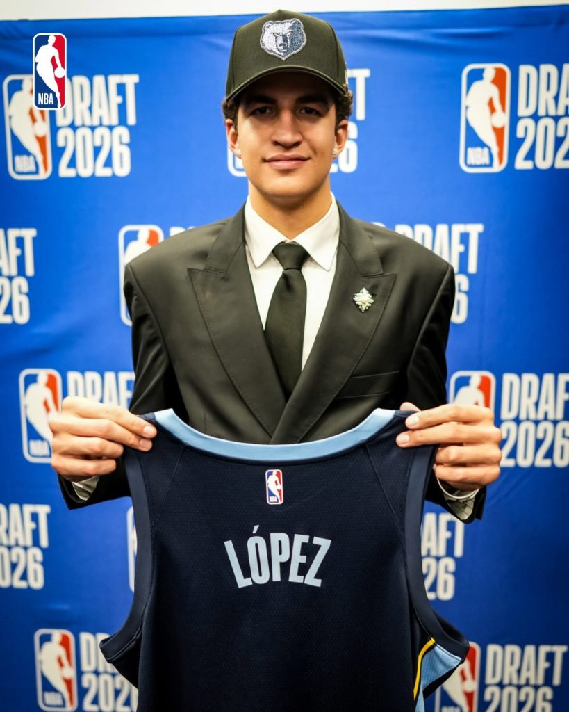 Karim López en el draft de la NBA
