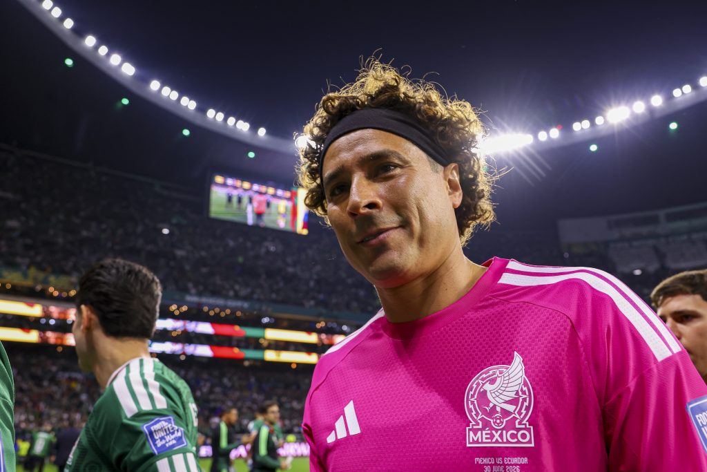 Ochoa pide festejar en paz tras el México vs Inglaterra