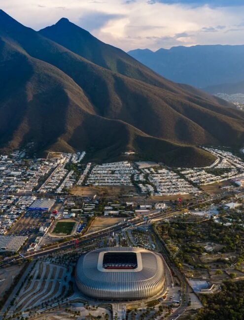 Postales de gigantes: ¿Por qué las montañas de Monterrey se ven tan impresionantes desde el estadio?
