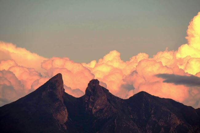 Postales de gigantes: ¿Por qué las montañas de Monterrey se ven tan impresionantes desde el estadio?