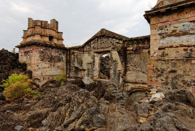 El día que la tierra se abrió: La fascinante historia del nacimiento del Paricutín