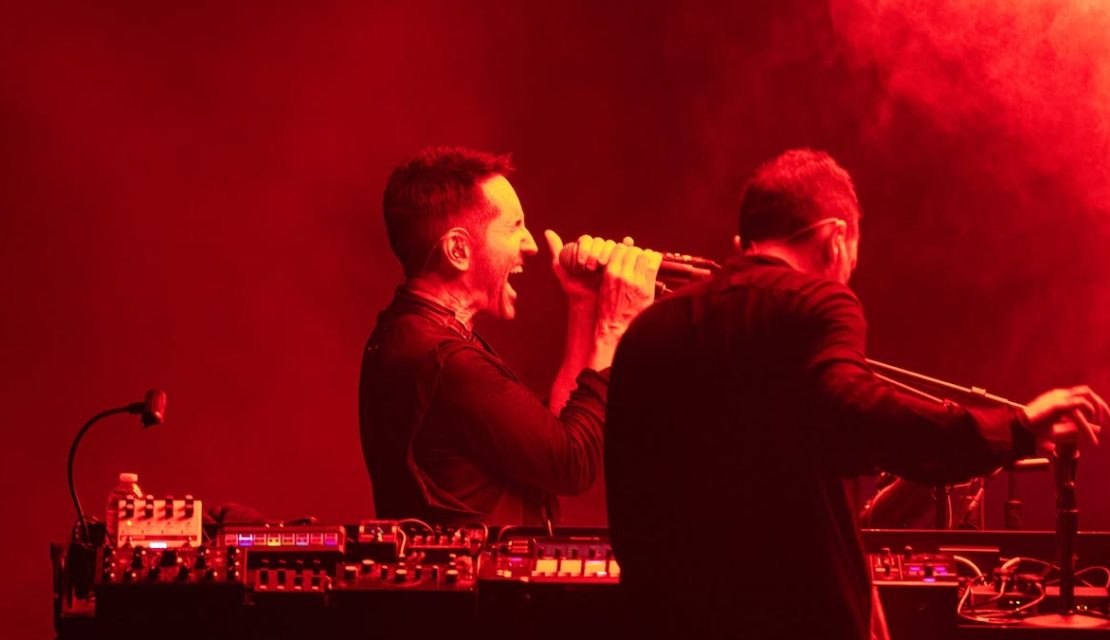 NIN anuncia el lanzamiento de ‘Nine Inch Noize’ en formato físico…