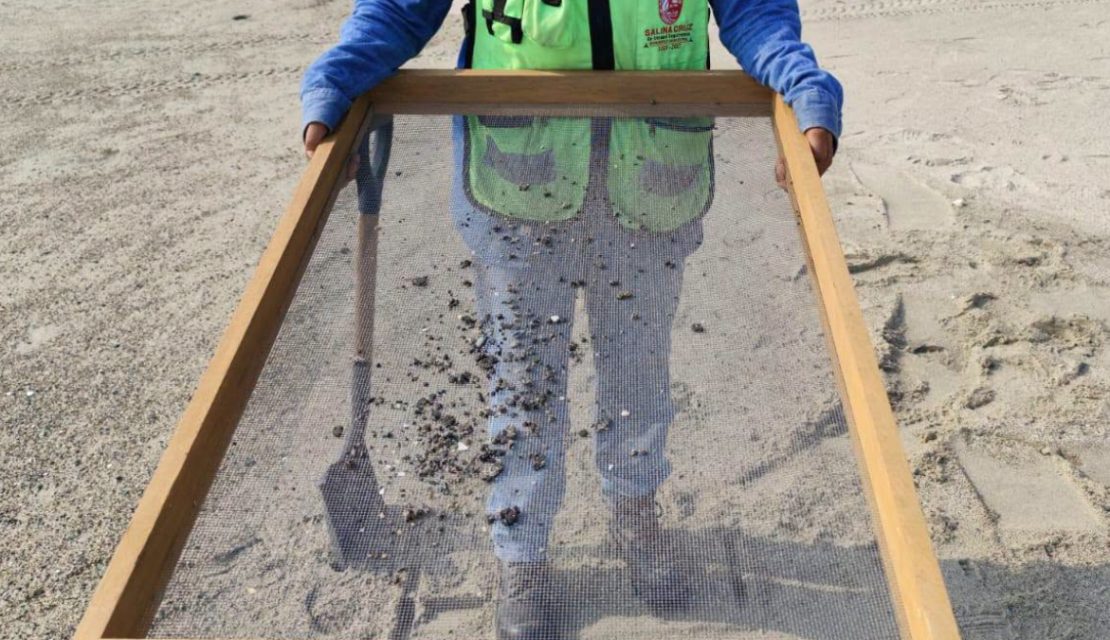 Nuevo derrame de hidrocarburo en 4 playas de Salina Cruz, Oaxaca