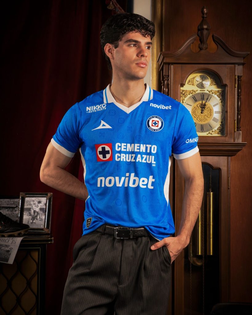 Nuevo jersey Cru Azul 2026