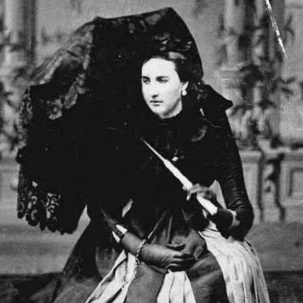 Pobre Carlota: La emperatriz que México nunca entendió