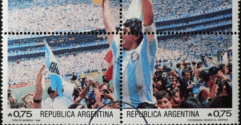 Postal de Argentina levantando la Copa en 1986