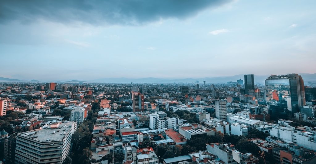 Más allá de la vivienda digna: cuando la renta también se come tu comida