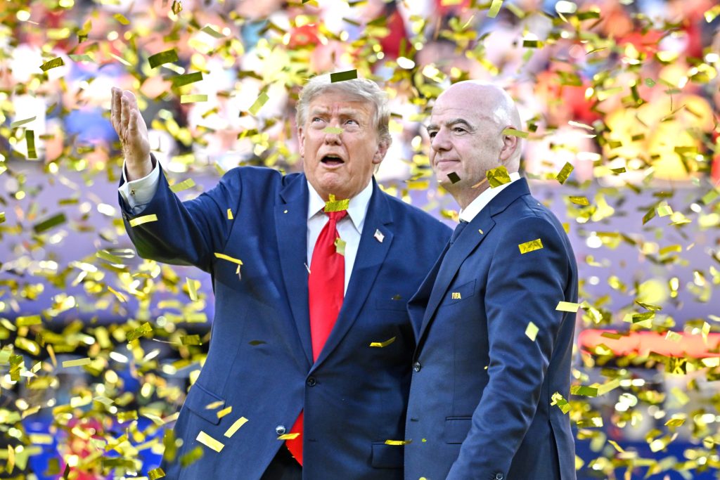 Trump niega tener algo que ver con ‘vender el Mundial’ al hermano de su yerno