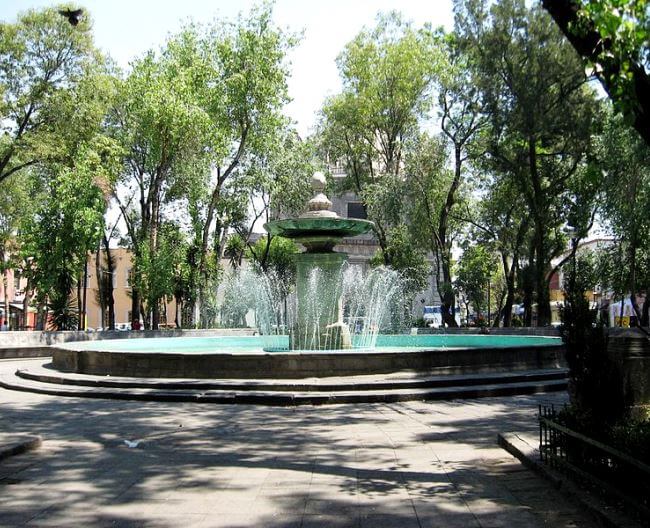 3 plazas olvidadas de la CDMX que merecen una visita (aunque casi nadie las conoce)