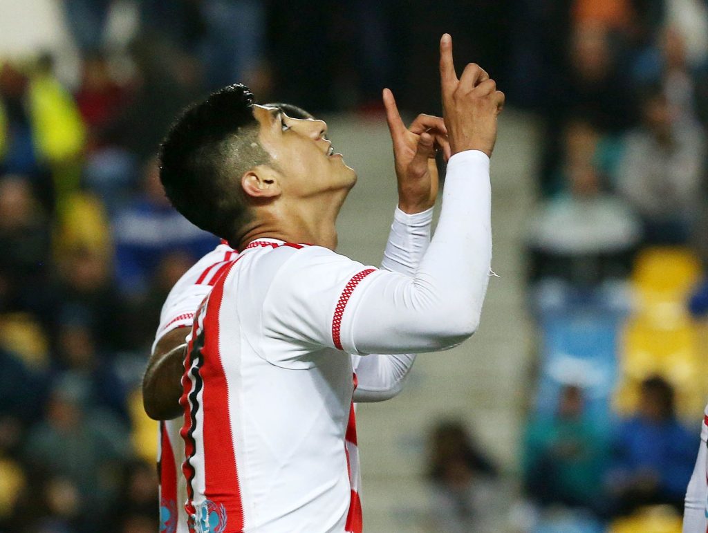 Alan Pulido en el Olympiacos