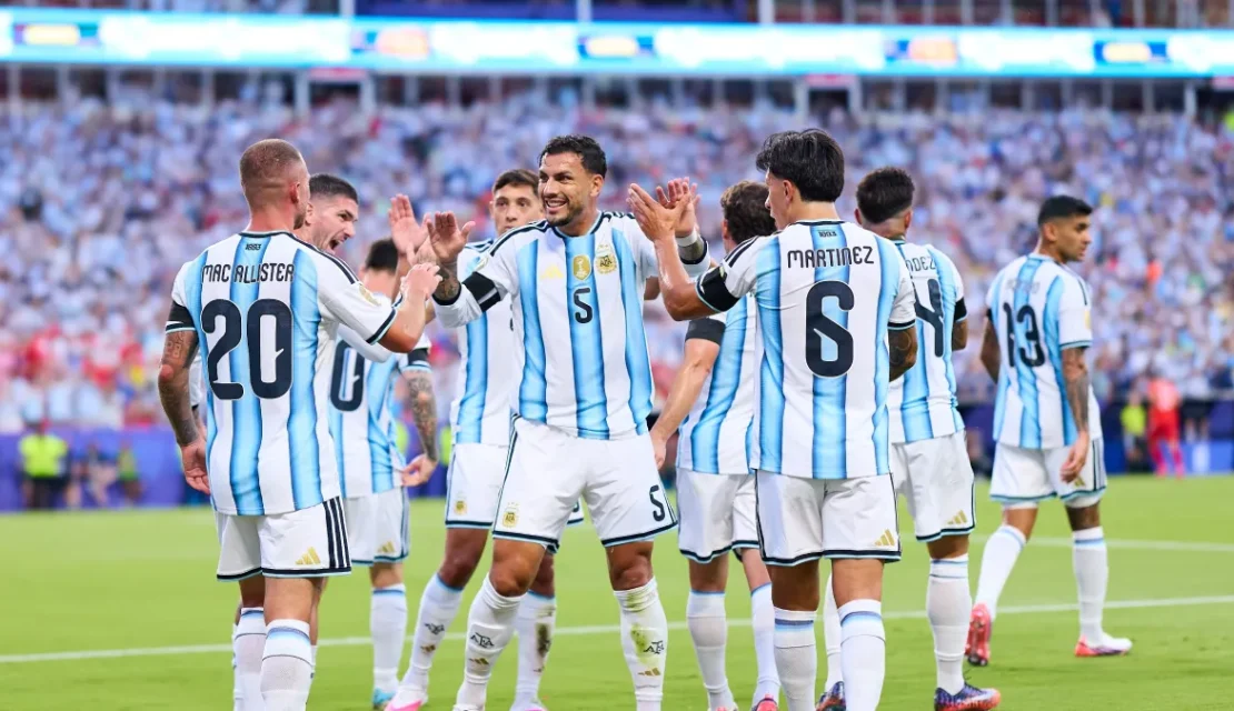FIFA dejará que jugadores de Argentina cumplan sanciones por el Mundial 2026 en amistosos