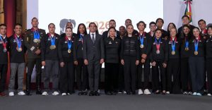 Sheinbaum promete aumento del 10% en becas para atletas rumbo a Los Ángeles 2028