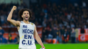 César 'Chino' Huerta regresa a Pumas después de pasar poco más de año y medio con el Anderlecht de Bélgica. En octubre del 2025, el 'Chino' se alejó de las canchas debido a una pubalgia, que afectó su rendimiento con el equipo, aunque le alcanzó para ser convocado al Mundial 2026 con la Selección Mexicana.