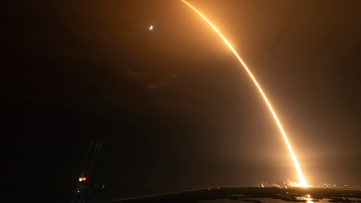 cohete-spacex-estrella-contra-luna-impacto