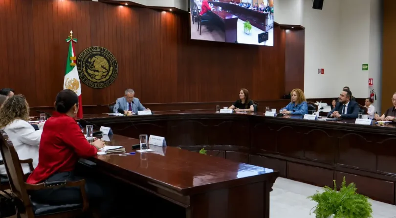 Congreso de Sinaloa da luz verde a licencia indefinida de Rubén Rocha como gobernador