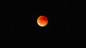 ¿Otro? Agosto nos sorprenderá con un eclipse solar más
