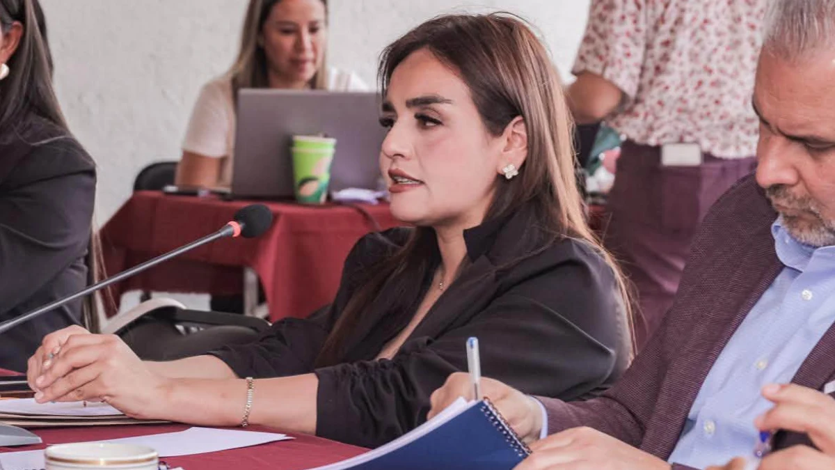 fiscalia-michoacan-investigara-posible-relacion-entre-grecia-quiroz-samuel-n-asesinato-carlos-manzo