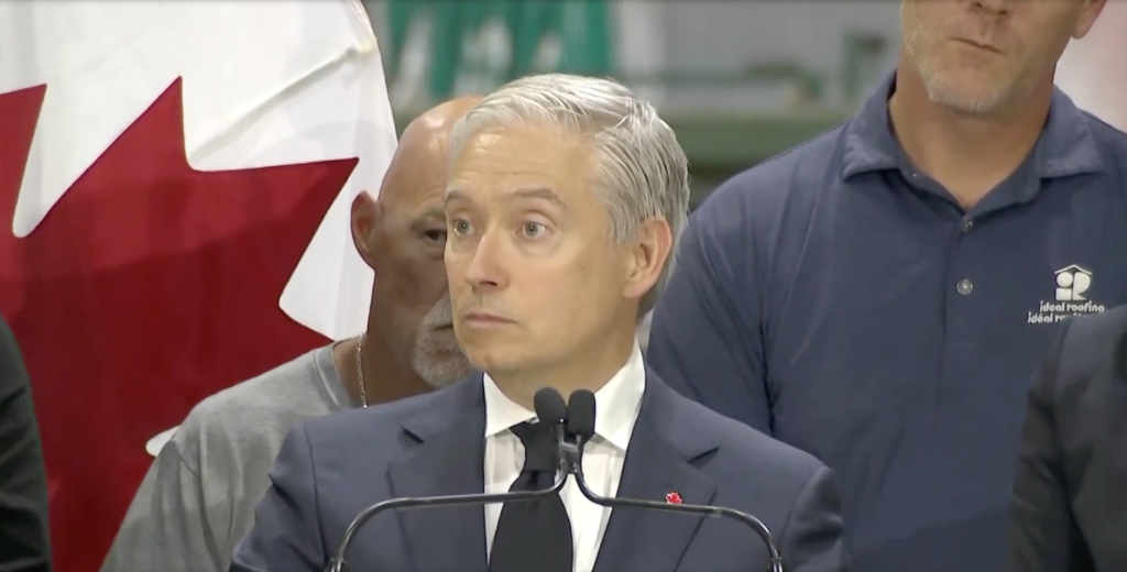 Escala la guerra comercial de Estados Unidos y Canadá: Aranceles mutuos y amenazas