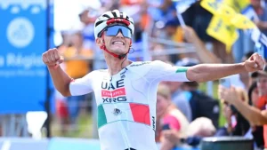 ¡Isaac del Toro correrá en México! La Vuelta México regresa en 2027