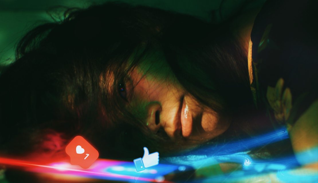 ¿Pasas horas viendo videos cortos? ¡Tu cerebro podría estar en peligro!