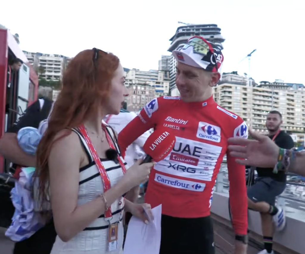 El incómodo momento de Erola Jons con Tadej Pogačar