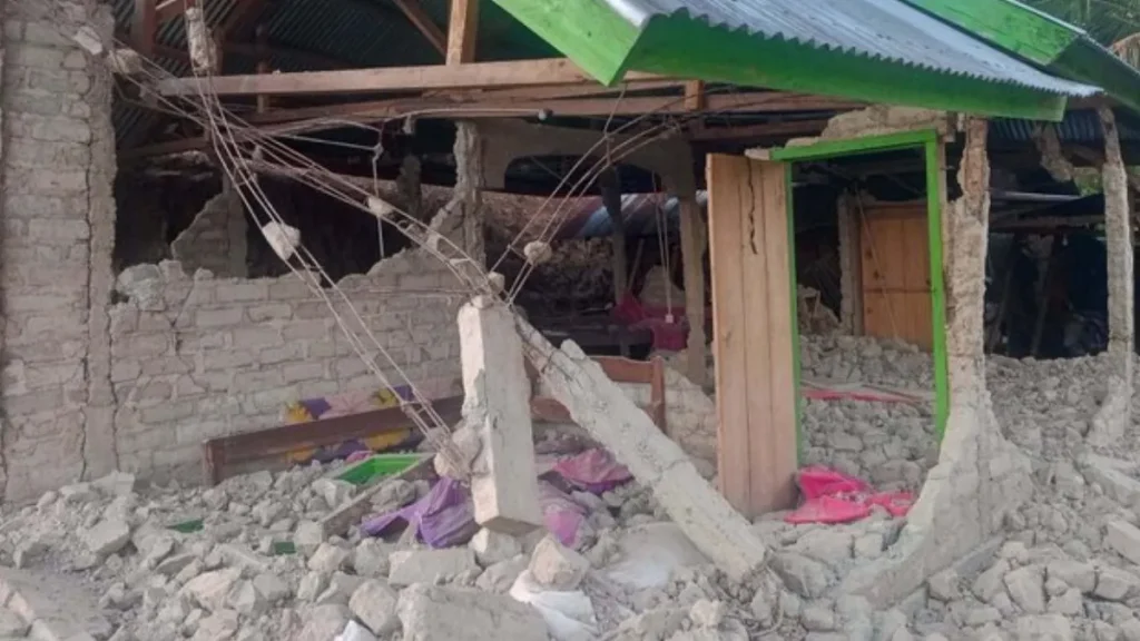 sismo-sacude-indonesia-descartan-alerta-tsunami