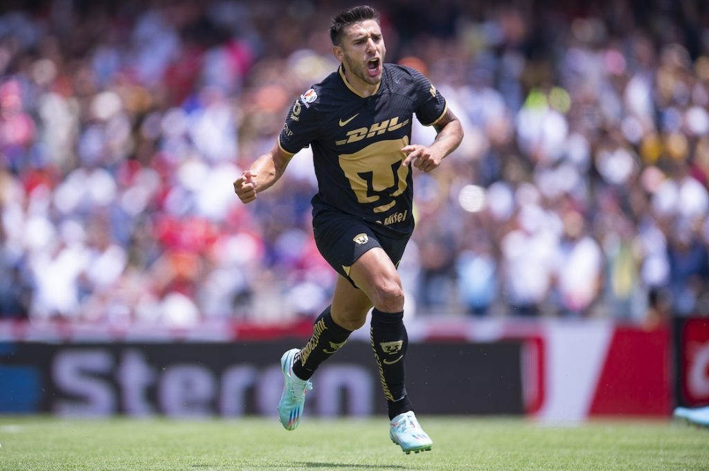 Toto Salvio en Pumas