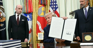 Trump firma decreto contra el turismo de nacimiento, ¿de qué va y a quiénes afecta?