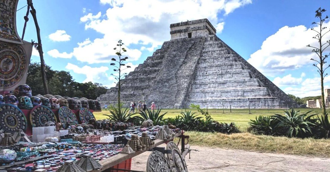 5 pirámides ideales para ver la llegada del otoño