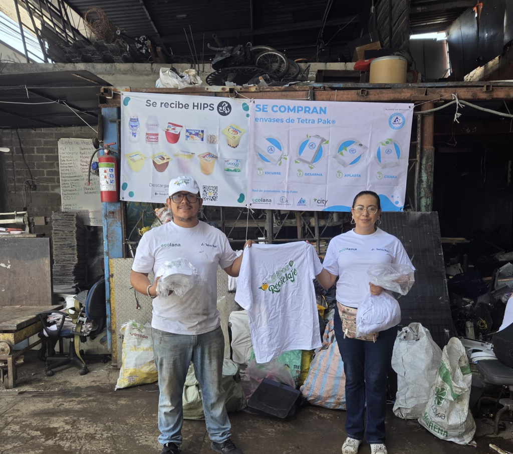 Iniciativa de reciclaje de Ecolana y diseño sustentable en México para What Design Can Do