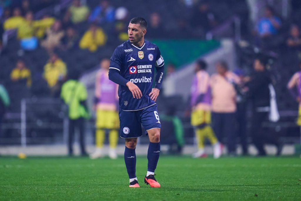 Erik Lira, capitán de Cruz Azul