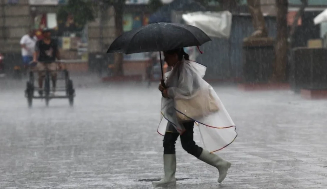 ¡No guardes el paraguas! Extienden alerta de temporal de lluvias muy fuertes en CDMX