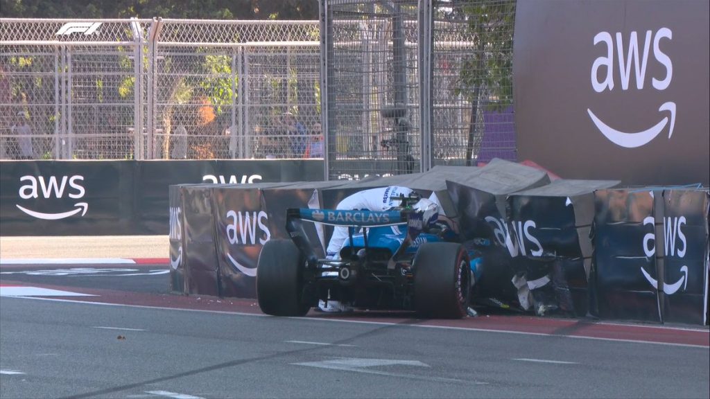 Alex Albon provocó el primer safety car