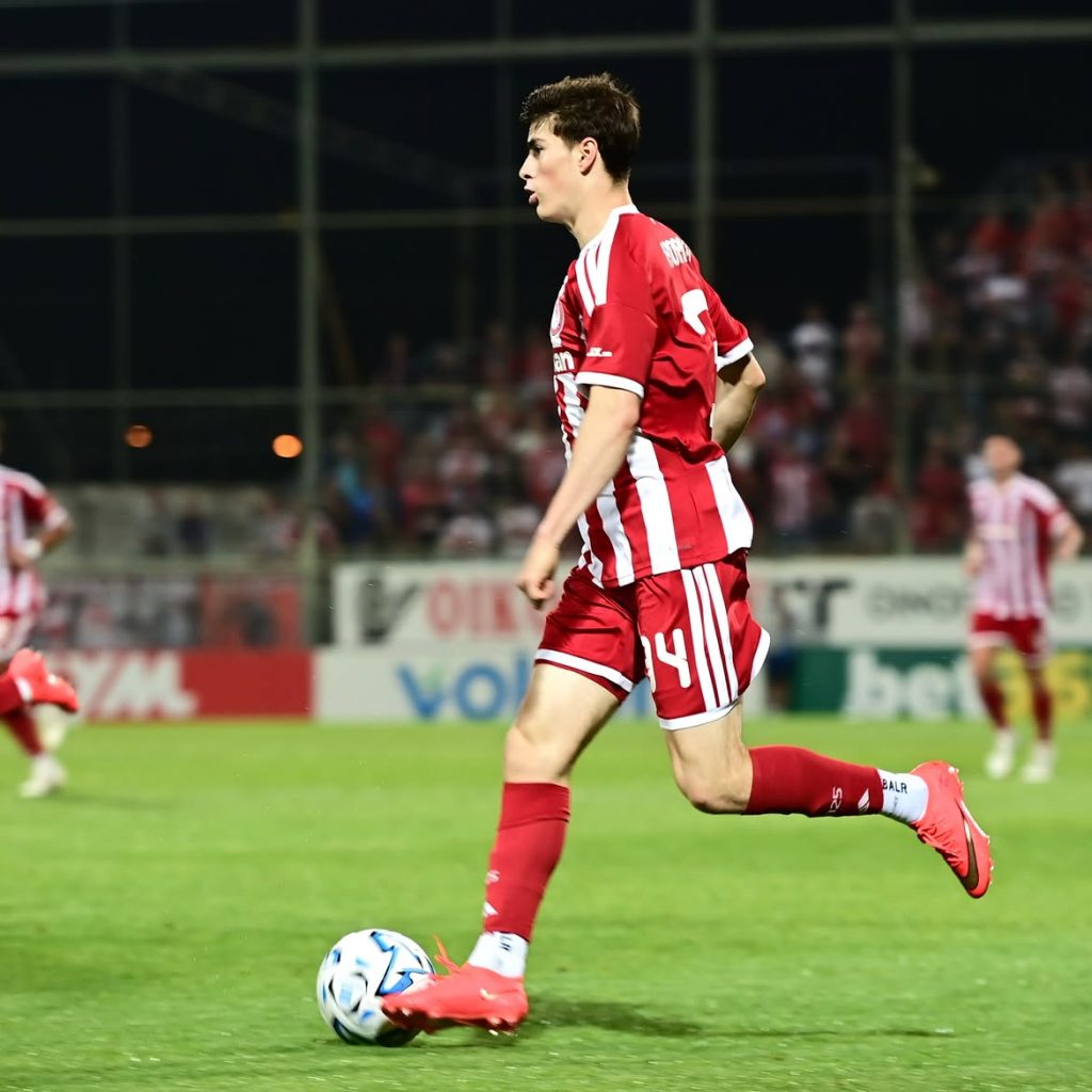Armando González, Olympiacos