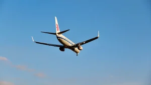 Lo que sabemos del vuelo Dubái-Tel Aviv desviado de emergencia