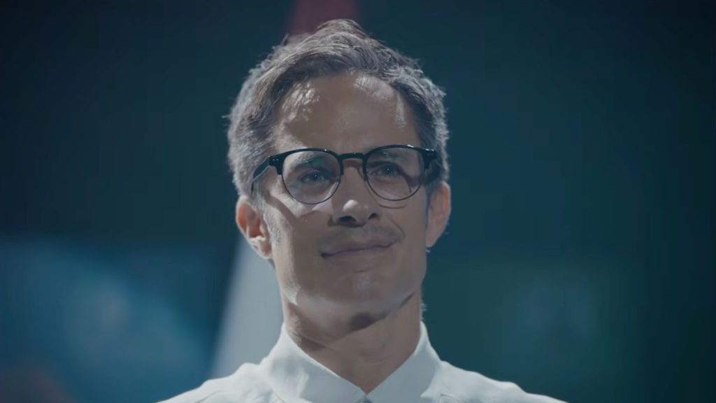 Gael García Bernal es Camilo en Hombre al agua