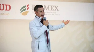 Director de Birmex compró dos departamentos de contado por 22 mdp y anduvo de pata de perro por el mundo