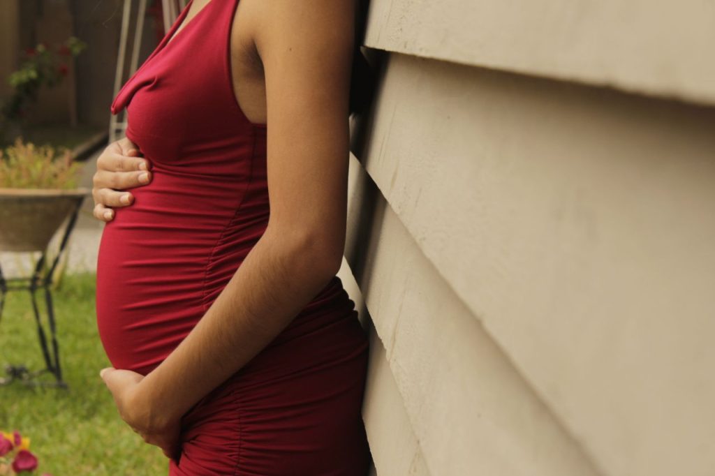 "Niñas sí, madres no": La estrategia contra el embarazo infantil en México